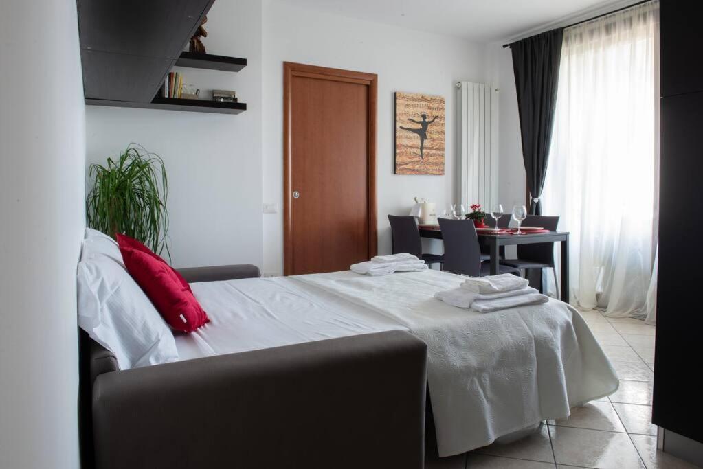 Bella Ciao Airport Apartment سيرياته المظهر الخارجي الصورة