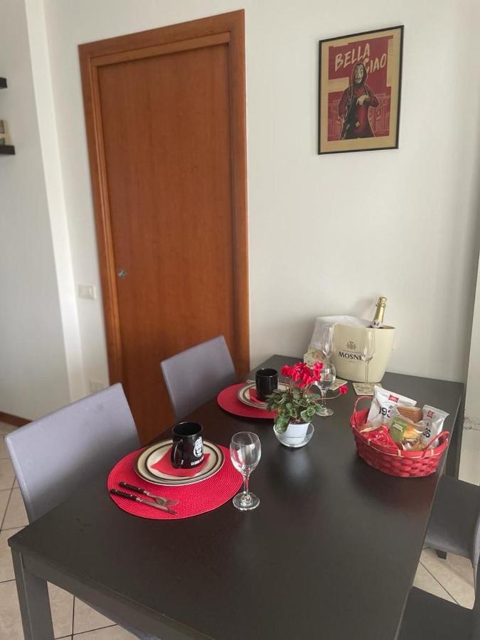 Bella Ciao Airport Apartment سيرياته المظهر الخارجي الصورة